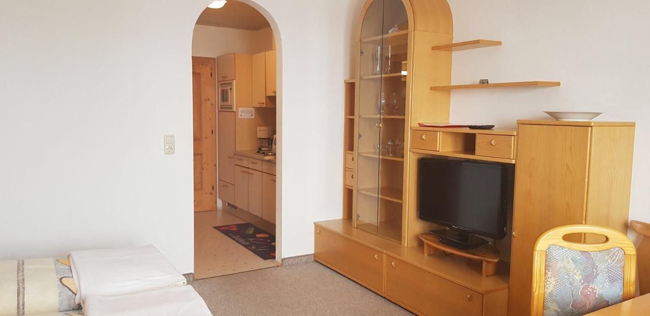 Pfindlhof Bed & Breakfast ลีโอกัง ภายนอก รูปภาพ